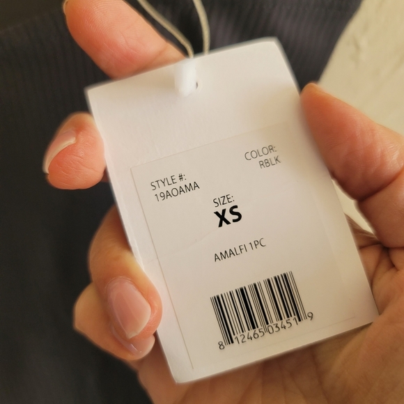 ANDIE Swim, The Amalfi One Piece, Ribbed Black, Size XS - Picture 7 of 10